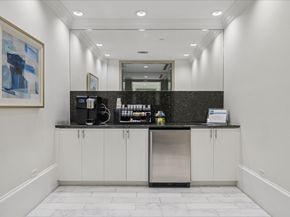 2727 Kirby Drive 19F, Houston TX 77098