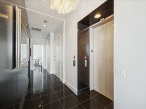 2727 Kirby Drive 19F, Houston TX 77098