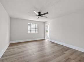 3138 Country Club Boulevard, Stafford TX 77477