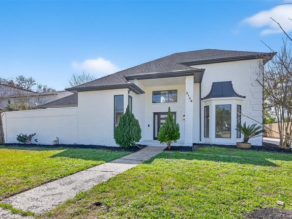 3138 Country Club Boulevard, Stafford TX 77477