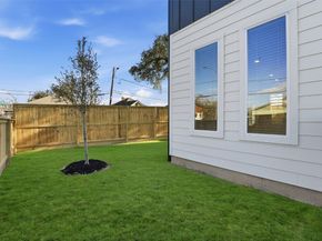 4208 Fox Street, Houston TX 77003