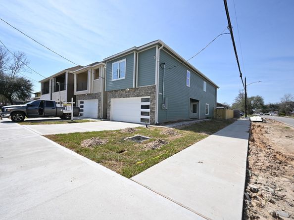 8027 Virgil Street, Houston TX 77088