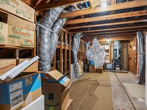 26 Stalynn Lane, Houston TX 77027