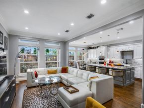 26 Stalynn Lane, Houston TX 77027