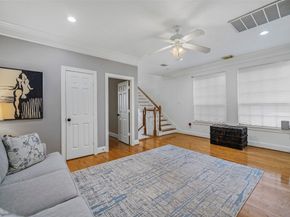 26 Stalynn Lane, Houston TX 77027