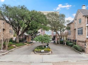 26 Stalynn Lane, Houston TX 77027