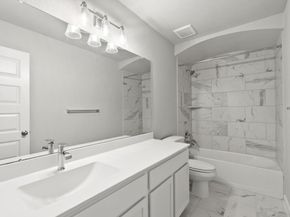 11826 Royal Willow Lane, Houston TX 77066