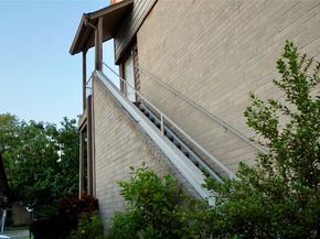 8275 Sands Point Drive 176, Houston TX 77036