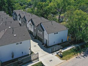 238 Julia Street E, Houston TX 77022