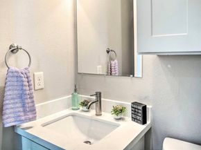 6403 Bowling Green Street, Houston TX 77021