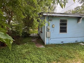 6021 Hertford Street, Houston TX 77048