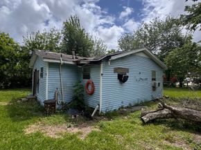 6021 Hertford Street, Houston TX 77048
