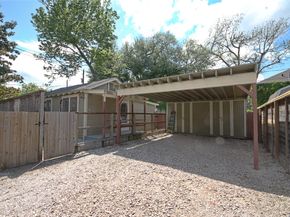 1037 Oxford Street, Houston TX 77008