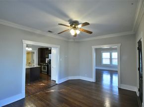 1037 Oxford Street, Houston TX 77008