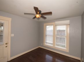 1037 Oxford Street, Houston TX 77008