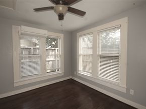 1037 Oxford Street, Houston TX 77008