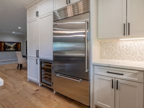 5230 Redstart Street, Houston TX 77035
