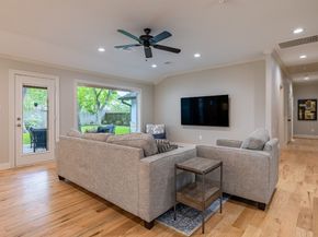 5230 Redstart Street, Houston TX 77035