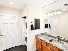 1602 Elgin Street 5, Houston TX 77004
