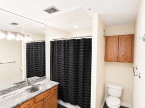 1602 Elgin Street 5, Houston TX 77004
