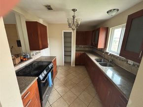 13315 Whitchurch Way, Houston TX 77015