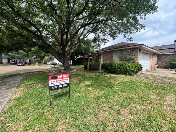 13315 Whitchurch Way, Houston TX 77015