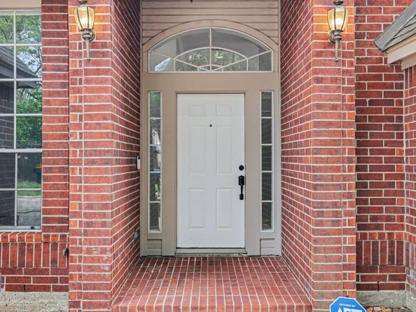 215 Bristol Bend Circle, Spring TX 77382