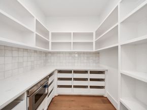 1705 Saxon Drive, Houston TX 77018