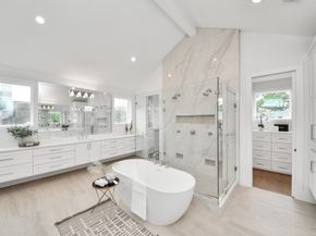 1705 Saxon Drive, Houston TX 77018