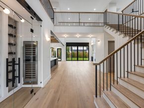1702 Candlelight Lane, Houston TX 77018