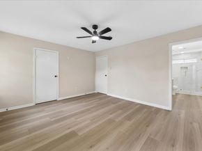 5015 Kleinmeadow Court, Houston TX 77066