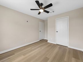 5015 Kleinmeadow Court, Houston TX 77066