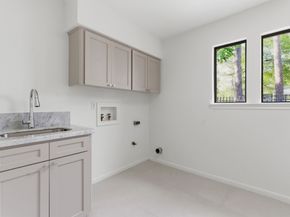 10909 Sweetspire Place, The Woodlands TX 77380