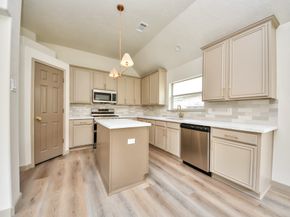 14423 Gadwall Court, Houston TX 77044