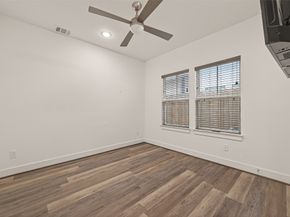 315 Cyclamen Street, Houston TX 77018