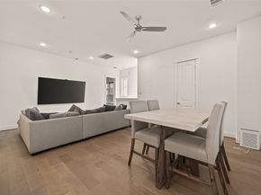 315 Cyclamen Street, Houston TX 77018