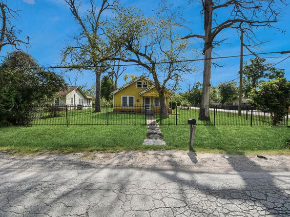 7302 Schneider Street, Houston TX 77093