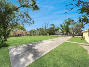 7302 Schneider Street, Houston TX 77093