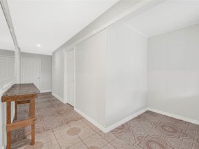 1613 Wycliffe Drive, Houston TX 77043