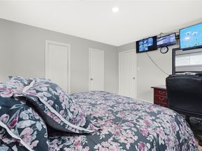 1613 Wycliffe Drive, Houston TX 77043