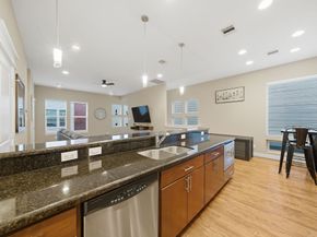 1036 W 24th Street, Houston TX 77008