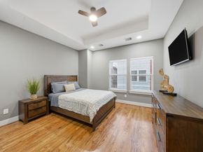 1036 W 24th Street, Houston TX 77008