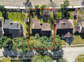 10922 Sagemorgan Drive, Houston TX 77089