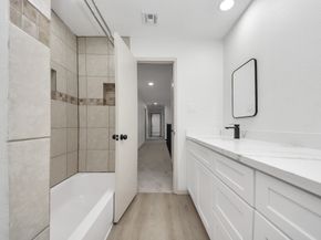 10922 Sagemorgan Drive, Houston TX 77089