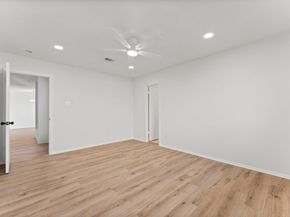 7526 Hablo Drive, Houston TX 77083