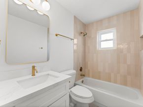 7526 Hablo Drive, Houston TX 77083