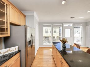 5909 Katy Street, Houston TX 77007