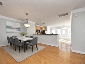 5909 Katy Street, Houston TX 77007