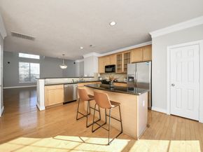 5909 Katy Street, Houston TX 77007