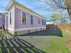 1920 Fulton Street, Houston TX 77009